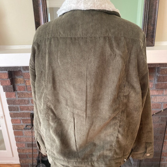 JUST FAB FAUX SHERPA TRUCKER JACKET - Picture 3 of 7